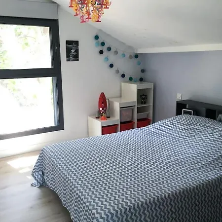 Un Mas Au Milieu Des Vignes A 10 Minutes De La Villa Bessan