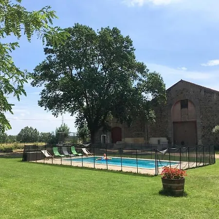 Un Mas Au Milieu Des Vignes A 10 Minutes De La Villa *