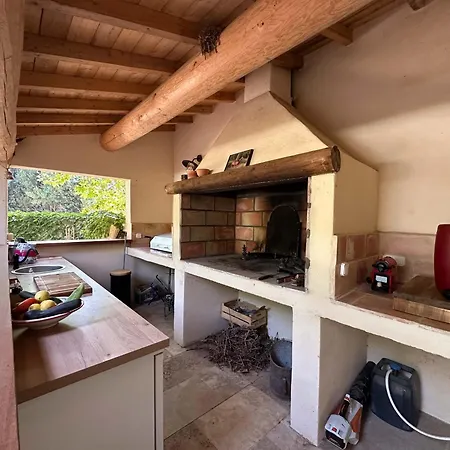 Un Mas Au Milieu Des Vignes A 10 Minutes De La Villa *