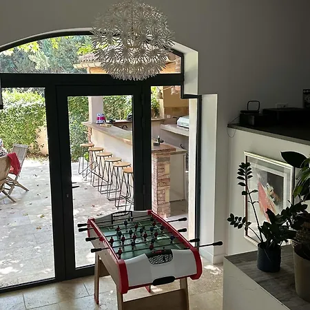 Un Mas Au Milieu Des Vignes A 10 Minutes De La Bessan