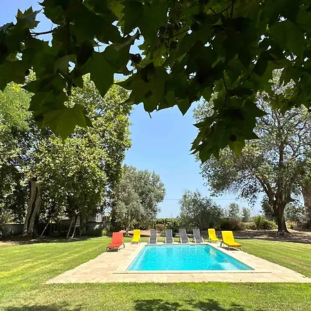 Un Mas Au Milieu Des Vignes A 10 Minutes De La *