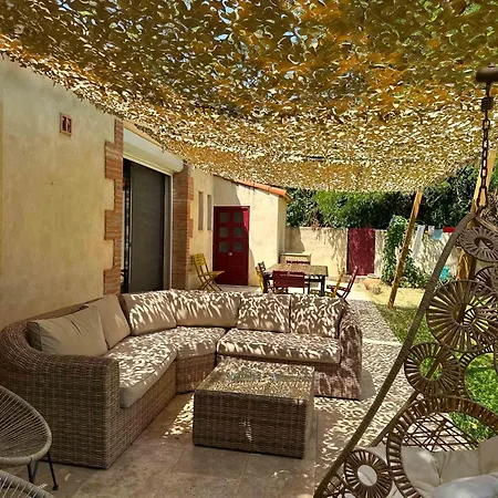 Un Mas Au Milieu Des Vignes A 10 Minutes De La Villa Bessan