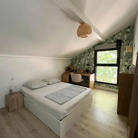 Un Mas Au Milieu Des Vignes A 10 Minutes De La Villa Bessan